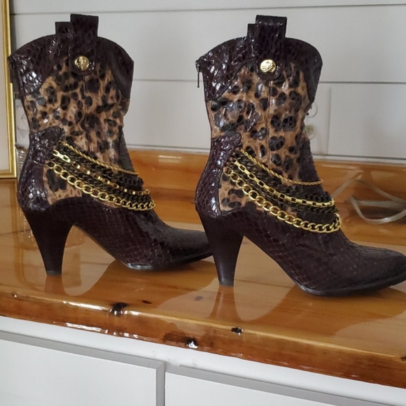 J Renee Boots - Picture 6 of 8